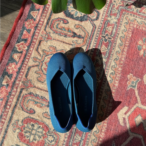 Rothy’s The Flat - Blue - Size 8 - Picture 1 of 5